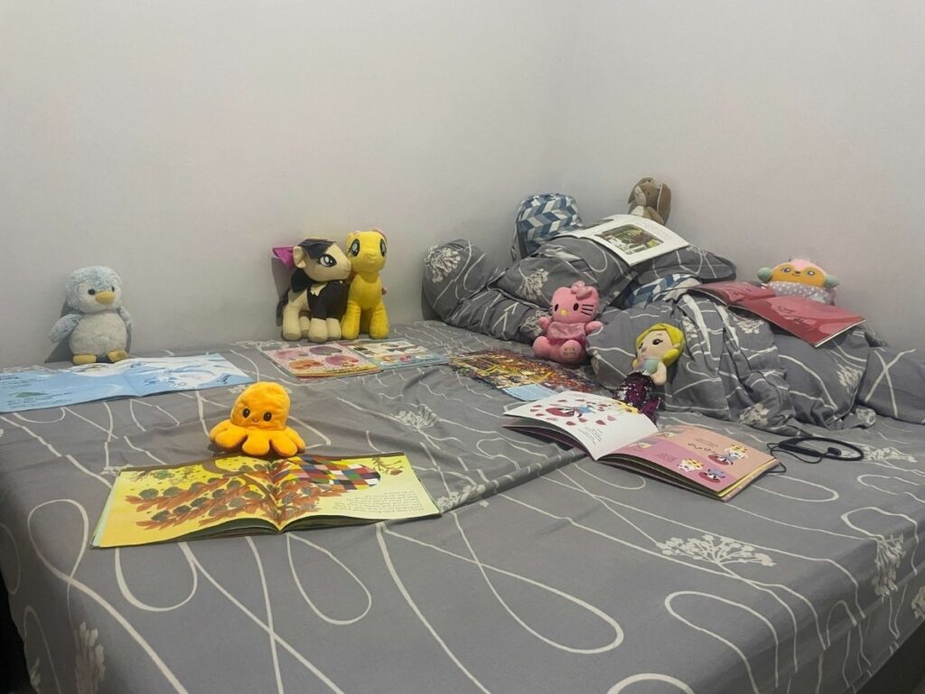Teaching toys to read